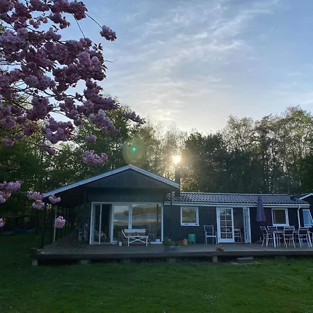 Unique, Artistic House With Fjord View 度假居 Holbæk